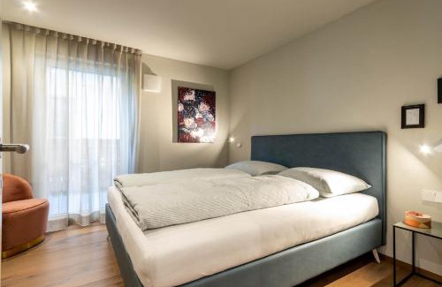 Tirolo Apartment | Mali Apartments Balcony