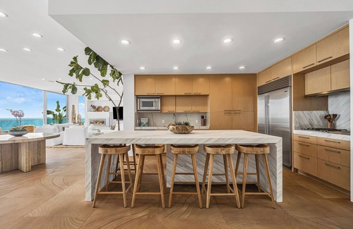 Central Malibu House | Malibu Harbour House
