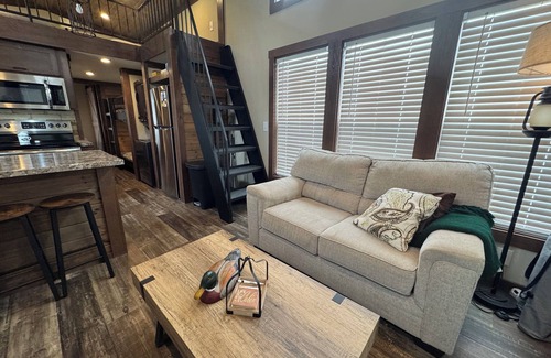 Bevier House | Mallard Cottage - At the Lodges of Long Branch