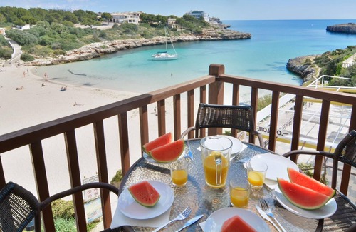 Cala Marcal Apartment | Mallorca front line apartment with terrace