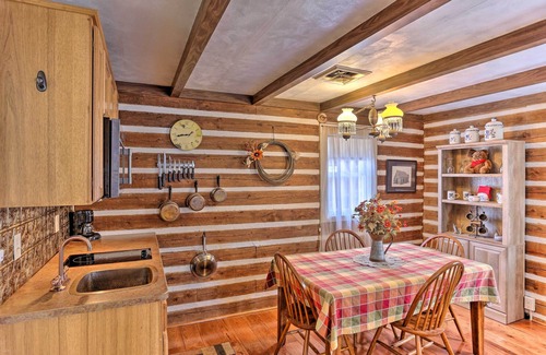 Medora Cabin | 'Maltese Ranch Cabin' Near Medora Attractions!