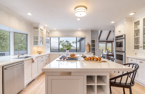 Santa Rosa House | Malvasia by AvantStay | Luxe Wine Country Retreat