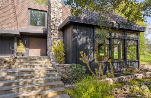 Santa Rosa House | Malvasia by AvantStay | Luxe Wine Country Retreat