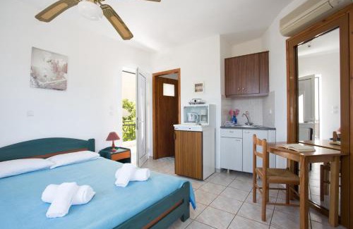 Monemvasia Apartment | Malvasia Corner Studios - ex Romeo's House