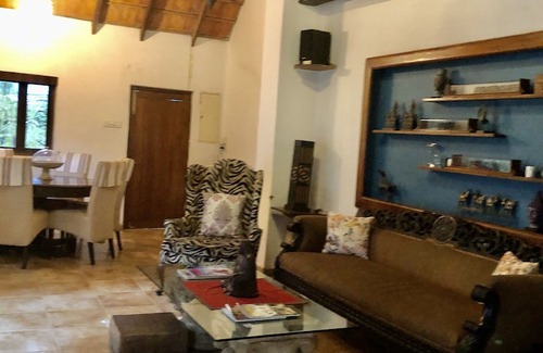 Kihim Bed & Breakfast | Mango Beach House Kihim Alibaug