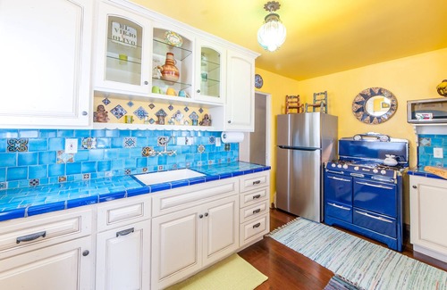 Sand Section House | MANHATTAN BEACH Magical Spanish Style Cottage Steps 2 Beach