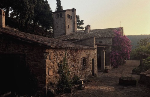 Canet d'Adri Apartment | Manor country house in the heart of Catalunya