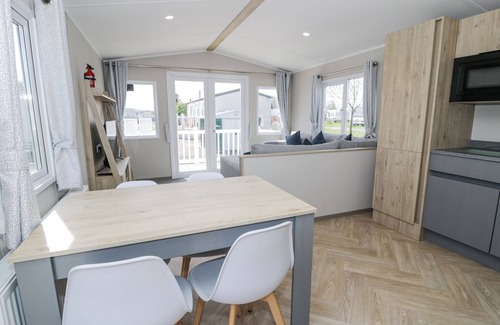 Maryport Cottage | MANOR HOUSE GOLD 2 BEDROOM (03F), family friendly in Aspatria
