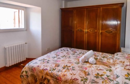 Revilla Villa | Manor house with large garden and spacious rooms
