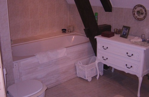 Gerland House | Manor House with pool in quiet countryside near to Beaune .