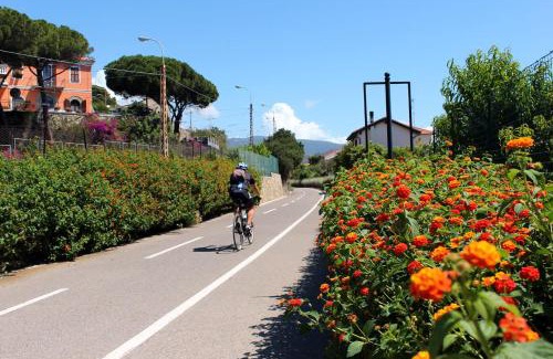 Sanremo Apartment | Mansarda Martino A Un Minuto Dalla Ciclabile