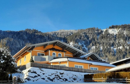 Goldegg Villa | Mansion in Goldegg near Ski Lift