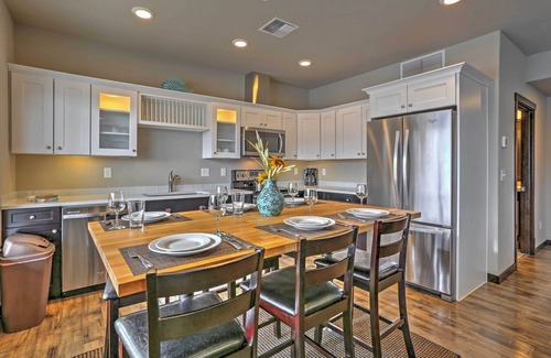 Wapato Point Condo | Manson Condo w/Pool Access - Near Marina and Town