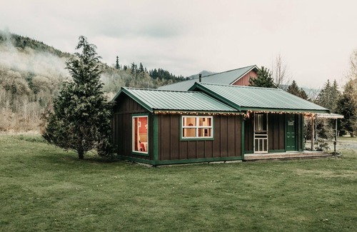 Maple Falls Cabin | Maple Falls Cabin #71 - Rustic - Pets OK - Wi-Fi