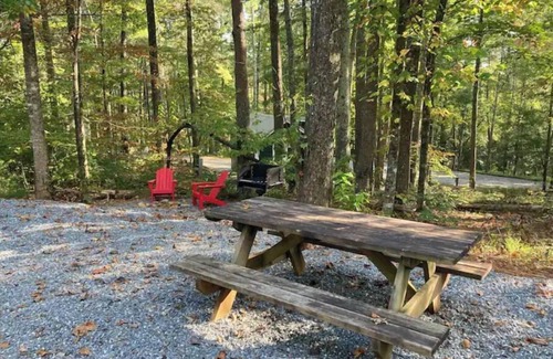Clarkesville Cabin | Maple Tiny Home at Bleu Canoe Campground