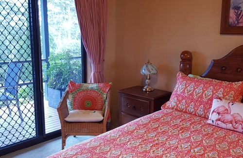 Mapleton Bed & Breakfast | Mapleton Peaceful Provence BnB