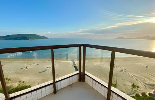 Boqueirao Apartment | Mar Azul sem Fim: Vista Panorâmica Inesquecível