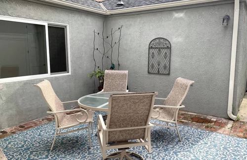 Old Towne House | @ Marbella Lane - 3BR Coastal Charm in Seal Beach