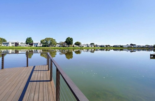 East San Mateo House | @ Marbella Lane - Waterfront Property | Laundry