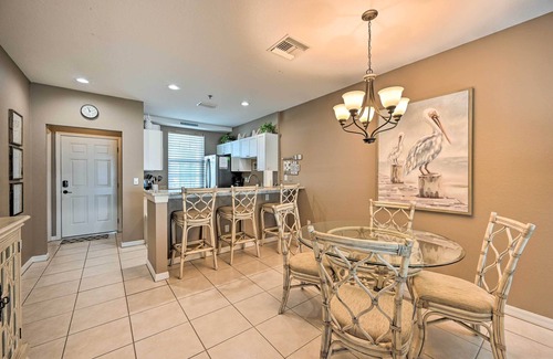 Marco Island Condo | Marco Island Condo w/Shared Pool & Hot Tub!