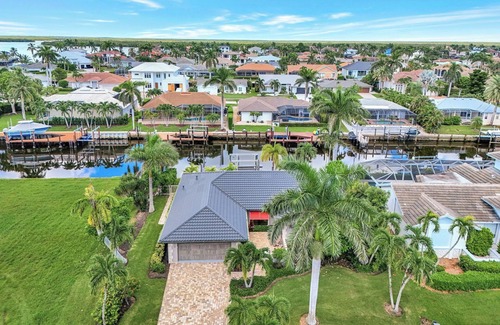 Marco Island House | Marco Island Time 3B/3B Dockside living with LIFT AVAILABLE 5 STARS!