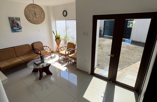 Manta Hotel | Mare S&M Hostal