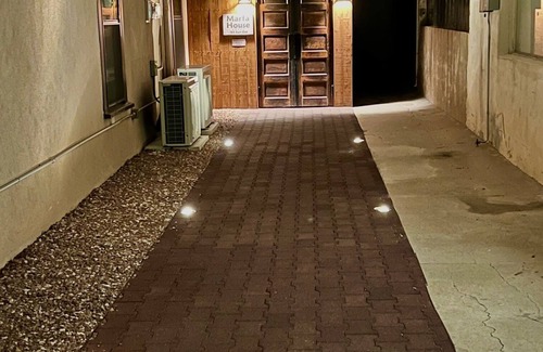 Marfa Apartment | Marfa House El Balcon, in the heart of Marfa with direct balcony access