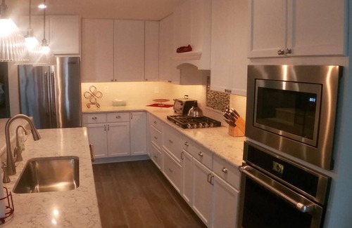 Margate City House | Margate Elevator Close to Beach 4 Bed 3 1/2 Bath Lg Pool Grill full kitchen