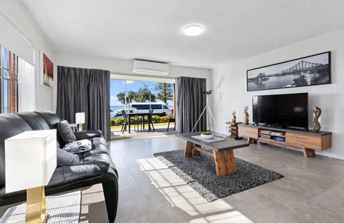 Margate Apartment | "Margate Magic Waterfront" - Margate Q 4019