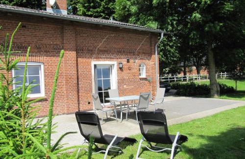 Gremersdorf House | Margerite
