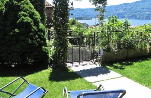 Pallanza Apartment | Margo 1 apartment in Verbania with lake view
