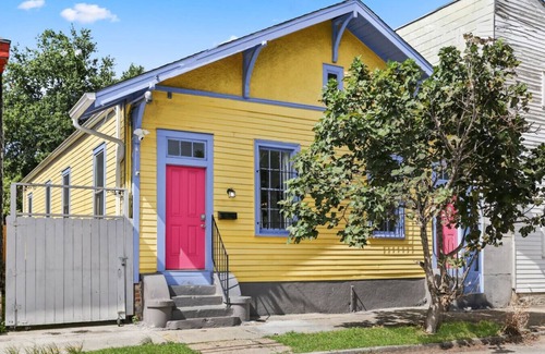 South 7th Ward House | Marigny Retreat | Steps to Trolley, French Quarter
