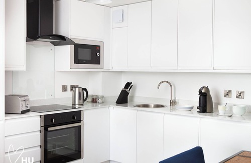 Hull Apartment | Marina Suite - 1 Bedroom Duplex 304nn