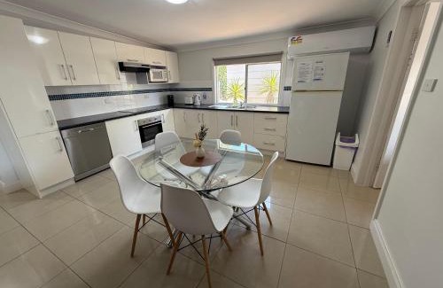 Port Vincent Apartment | Marine Parade Holiday Unit 2