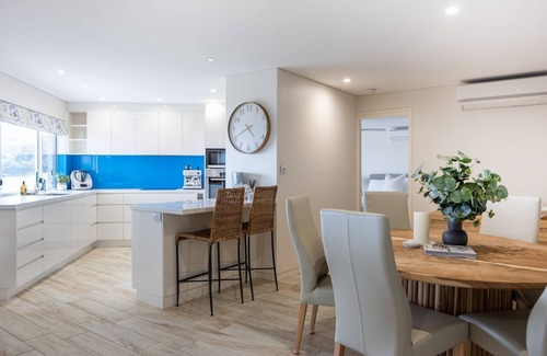 Mollymook Apartment | Mariners 1 - Meters away from the golden sands of Mollymook Beach