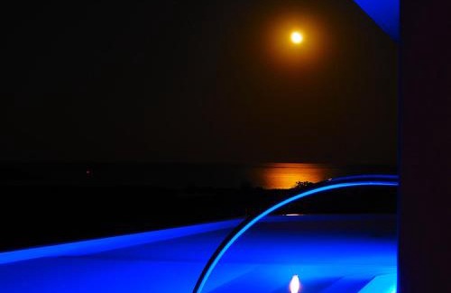 Okinawa Apartment | MARINX POOLVILLA NAKANDAKARI