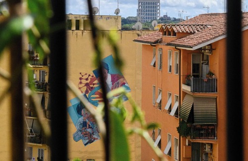 Trastevere Hotel | Mario rossi's house in naples