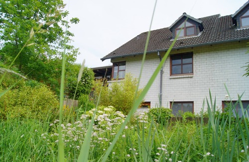 Strande Apartment | Maritime flair with a view of the meadows in quiet surroundings