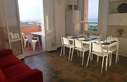 Marotta Apartment | βοΈποΈπ Marotta, 50 m from the SeaποΈ, Air conditioning βοΈ, 2 bedrooms, 6 beds