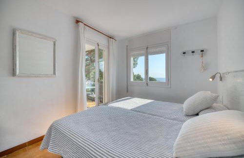 Calella de Palafrugell Apartment | Marquès de Camps