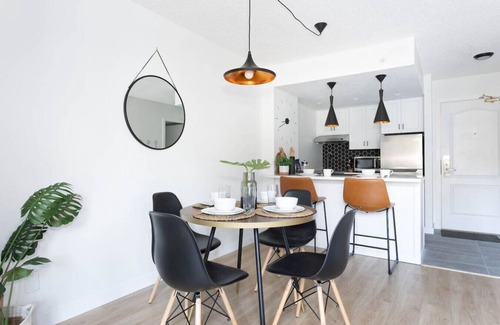 Blackcomb Condo | Marquise 212 · Contemporary & Spacious Slopeside 1BR Getaway