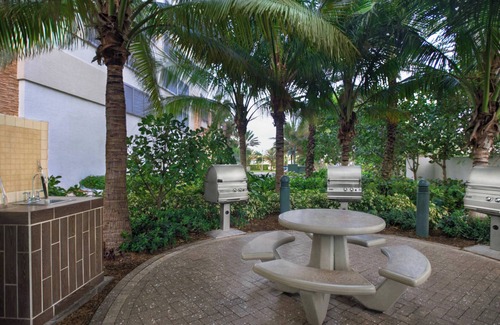Singer Island Condo | Marriott Oceana Palms - Luxurious 2-Bedoom - Beachfront resort - Family Friendly