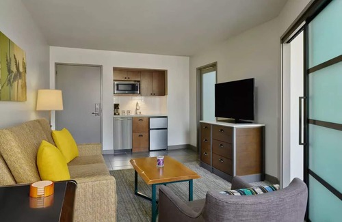 Cortez Hill Apartment | Marriott Pulse hotel