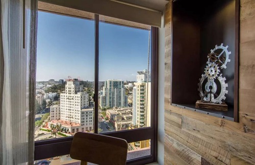 Cortez Hill Apartment | Marriott Pulse hotel
