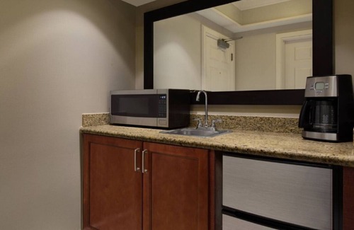 Seven Isles Resort | Marriott's BeachPlace Towers Studio
