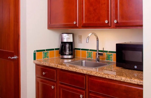 Ko Olina Resort | Marriott's Ko Olina 2 Bedroom Villa-Beautiful Oceanfront Resort