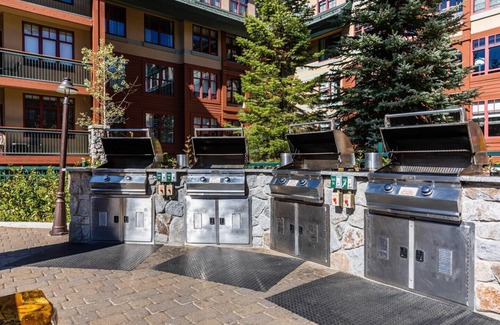 South Lake Tahoe Villa | Marriott's Timber Lodge - South Lake Tahoe 2BD Villa