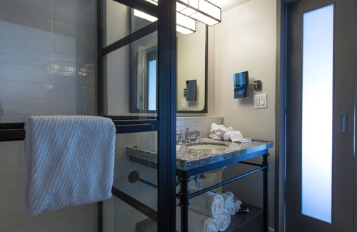 Civic Core Hotel | Marriott Vacation club, Downtown San Diego