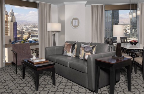 Las Vegas Villa | Marriott’s Grand Chateau nClose to Allegiant Stadium