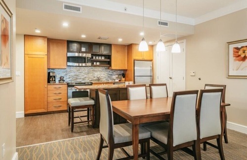 Singer Island Hotel | Marriotts Oceana Palms - 2 Bedroom
